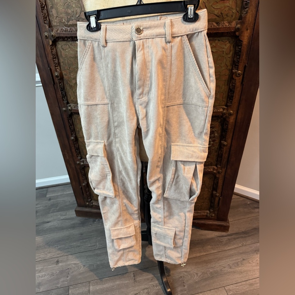 Maniere De Voir women Corduroy Cargo‎ Pants - Beige 2